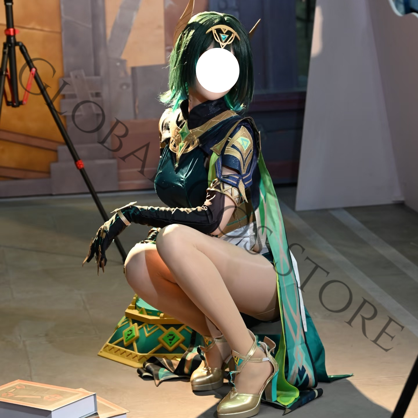 네퍼 코스프레 의상 풀세트 (녹색 망토, 자수 액세서리 - Cosplay Wig Colored 리뷰 및 가격